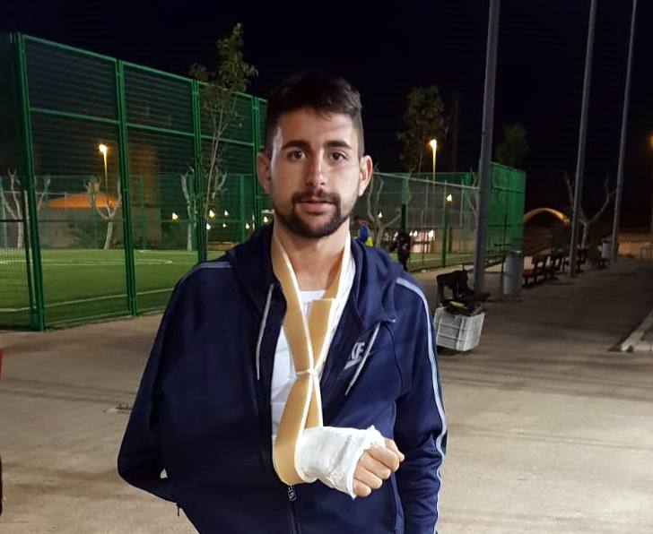 Sebas Gil, escayolado