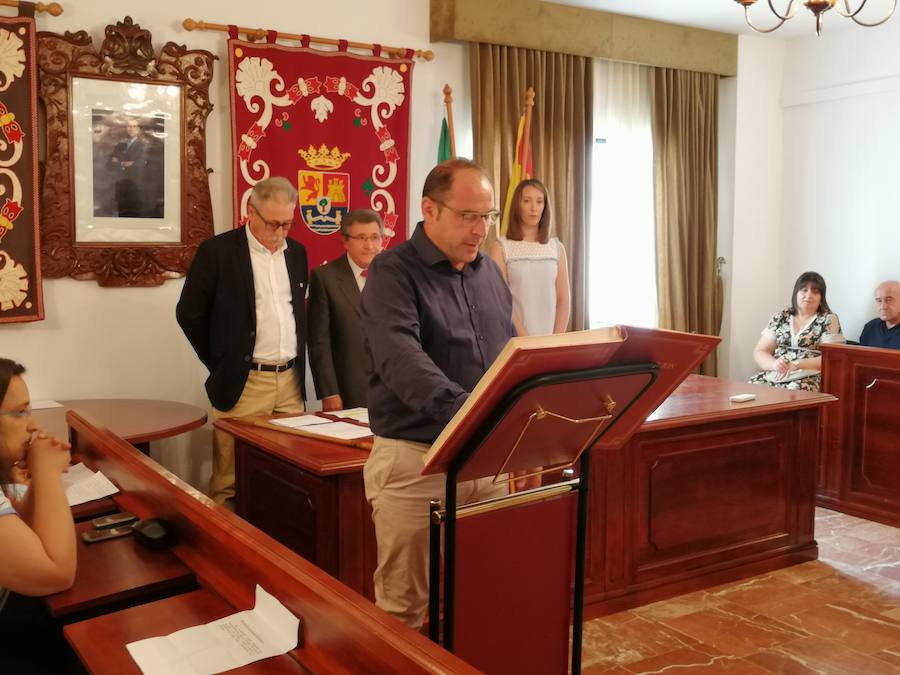 Fotos: Imágenes del acto de constitución del nuevo Ayuntamiento
