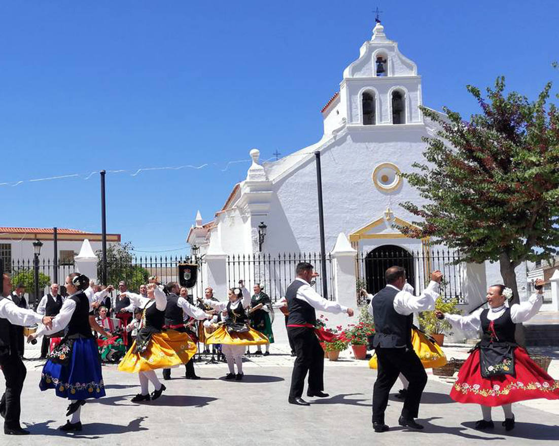 Actuación del grupo el año pasado junto a la Ermita