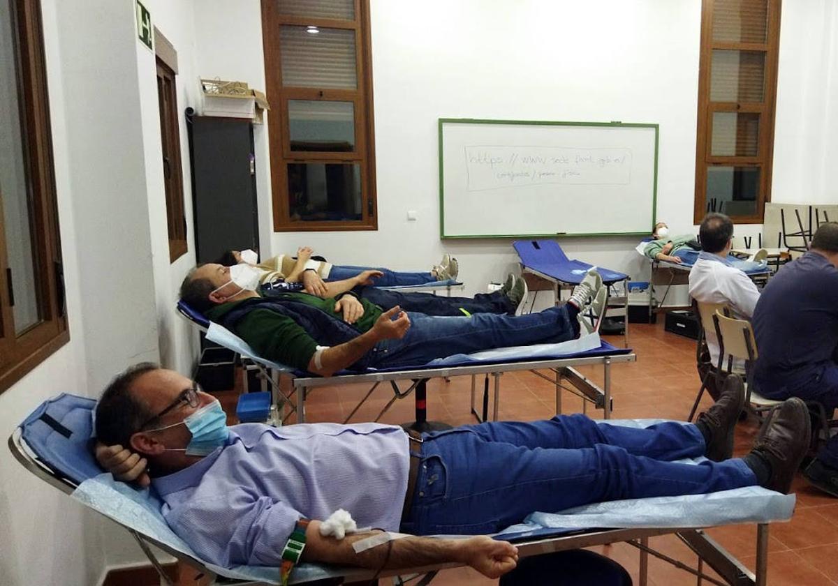 Donantes durante una colecta reciente