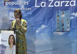 La candidata, Leonor Corbacho, durante su intervención