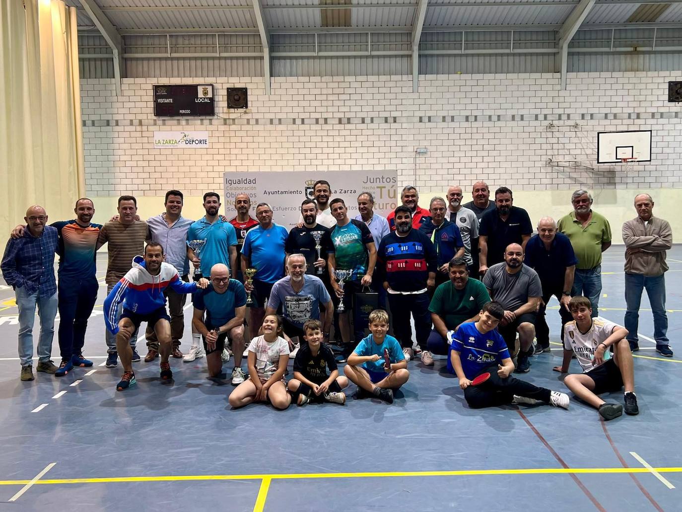 Foto de familia de los participantes