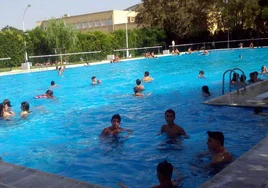 Este jueves abre la piscina municipal