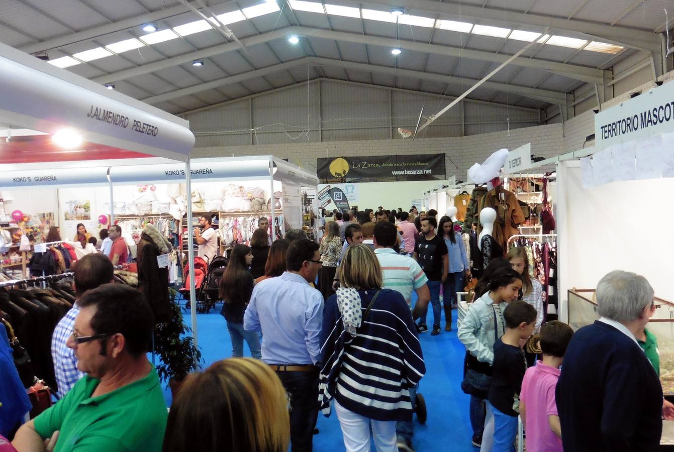 Gran afluencia de público en la feria