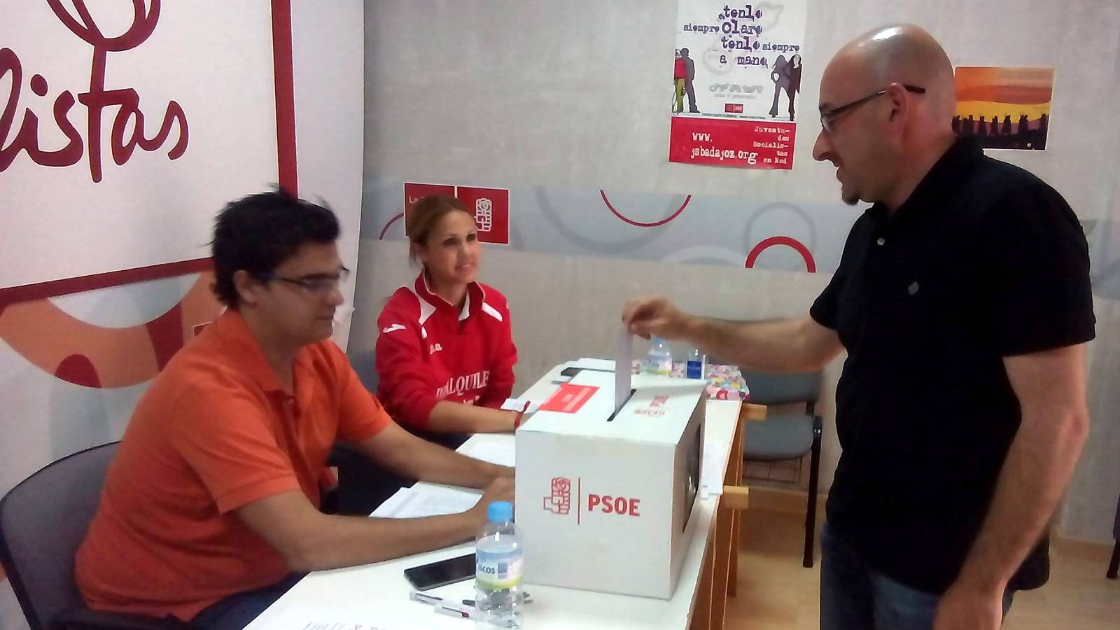 Las elecciones se celebraron en la sede de la agrupación local