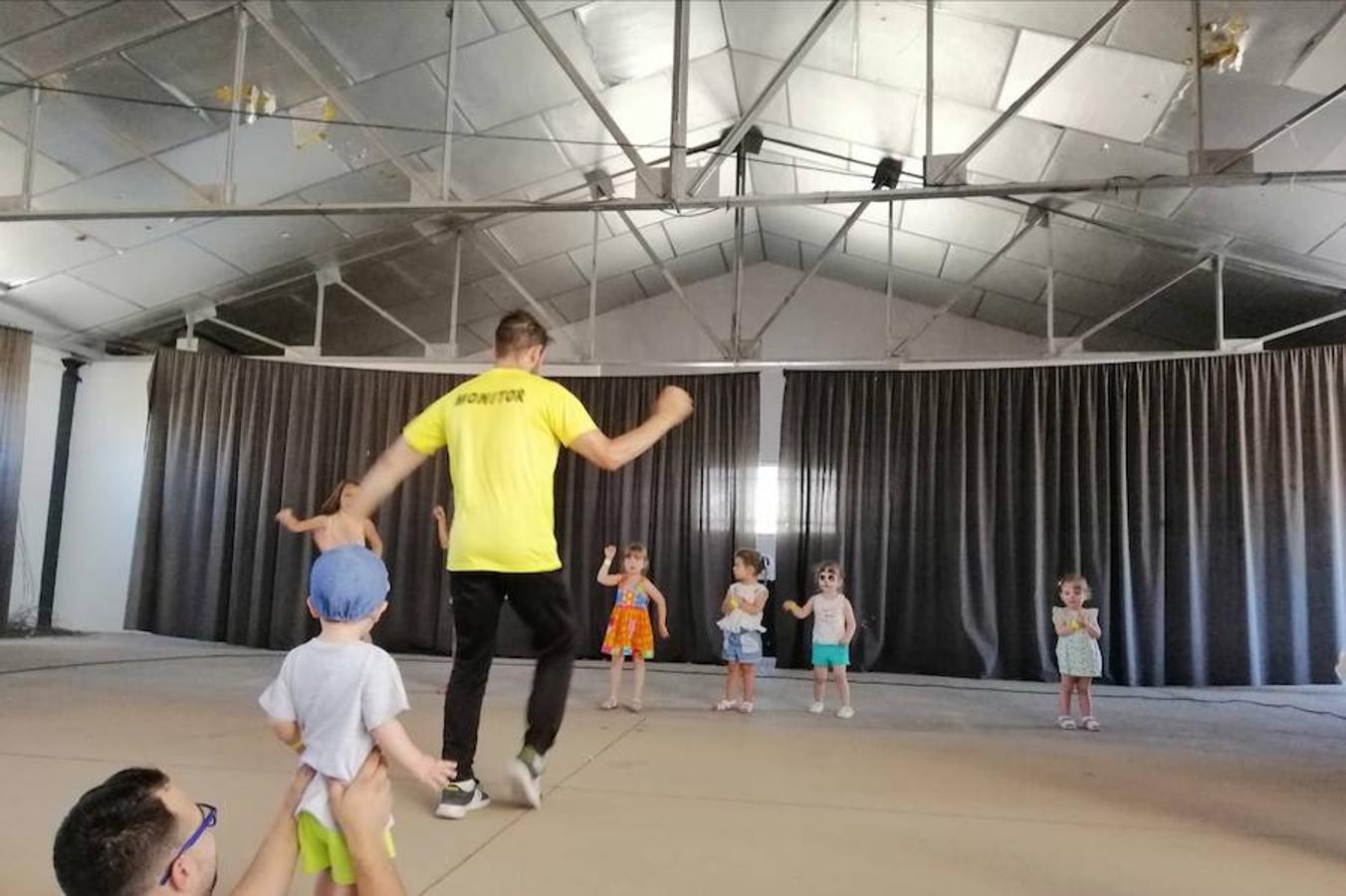 Más de 1200 jóvenes se dan cita en el recinto ferial de Llerena en la IV Edición de Diversur