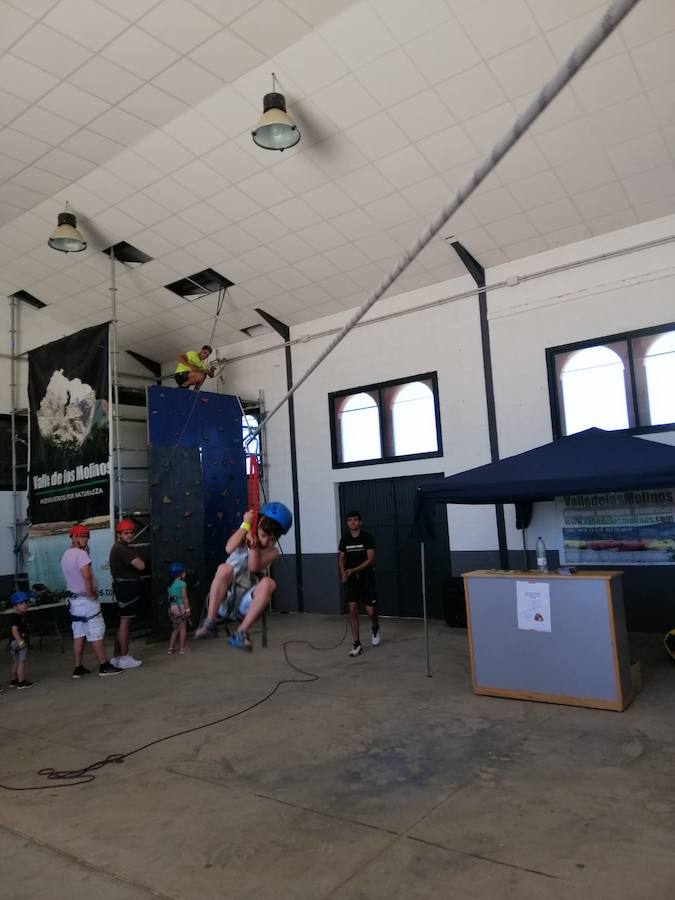 Más de 1200 jóvenes se dan cita en el recinto ferial de Llerena en la IV Edición de Diversur