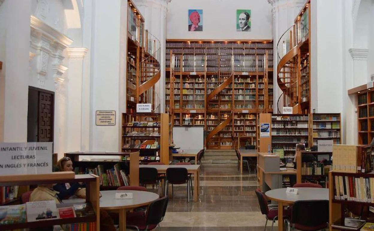 La Diputación dota de fondos bibliográficos la Biblioteca Municipal