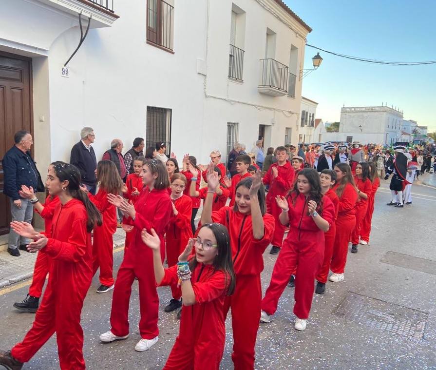 Fotos: El desfile del carnaval brilla en Llerena