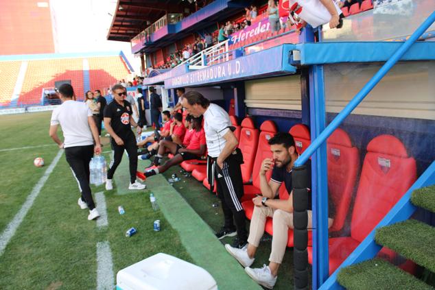 Fotos: El Llerenense hace historia en Almendralejo