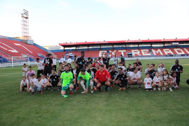 Fotos: El Llerenense hace historia en Almendralejo