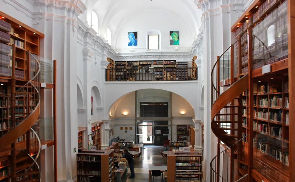 Biblioteca Municipal 'Arturo Gazul'.