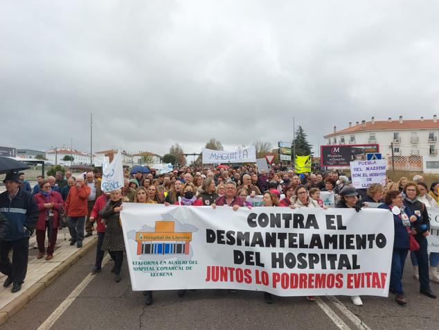 Fotos: Las mejores imágenes del corte de la N-432 por el Hospital de Llerena