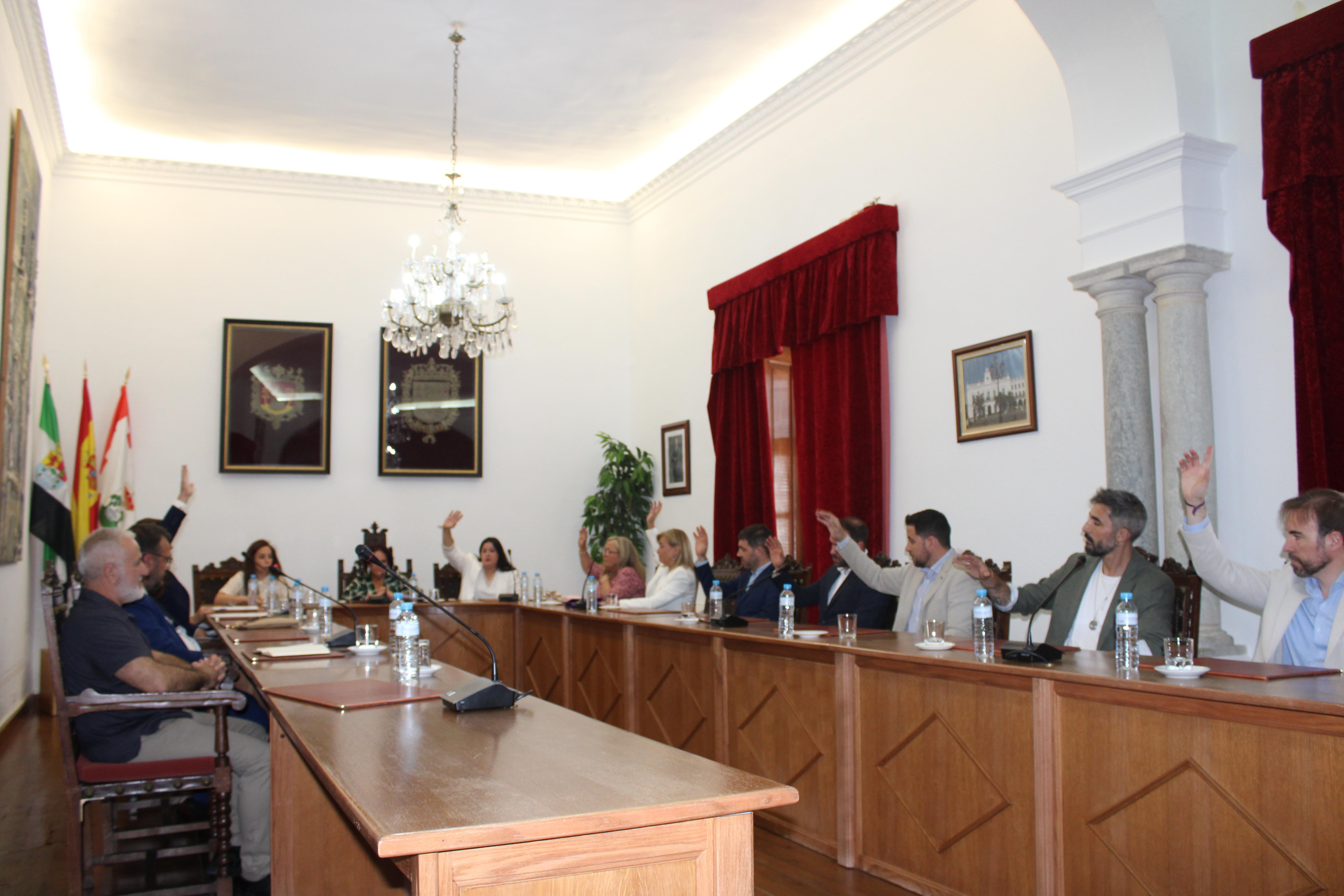 El pleno de constitución del nuevo Ayuntamiento, en imágenes