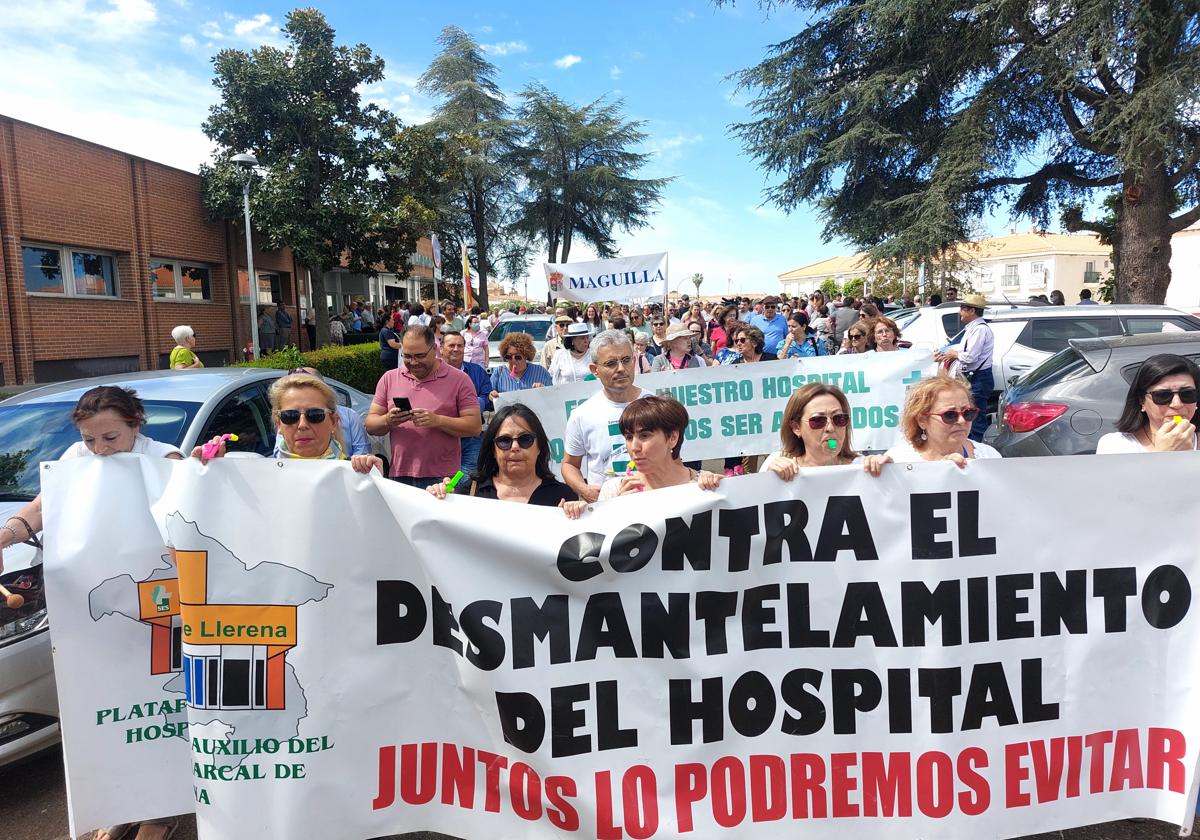 El sábado se retoman las protestas por el Hospital de Llerena: «¿Qué especialista quiere trabajar sin respaldo de una UCI?»