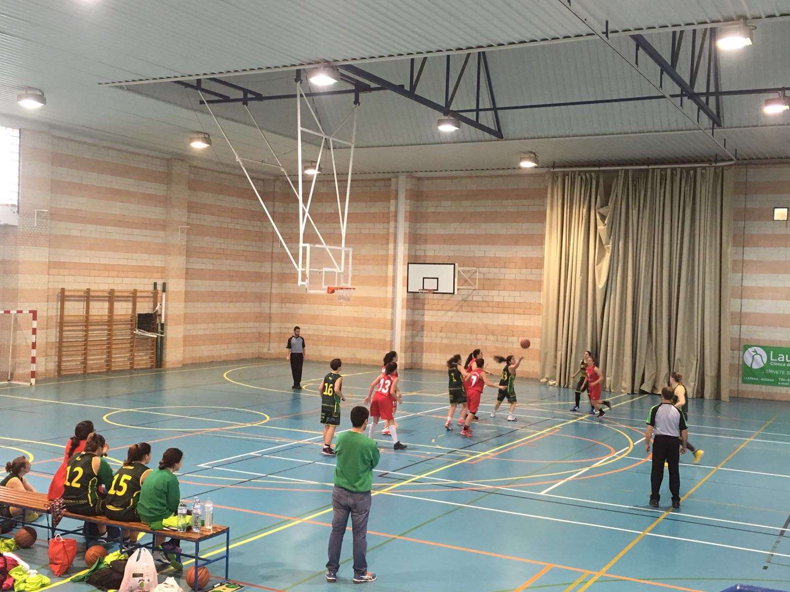 Equipo femenino de baloncesto