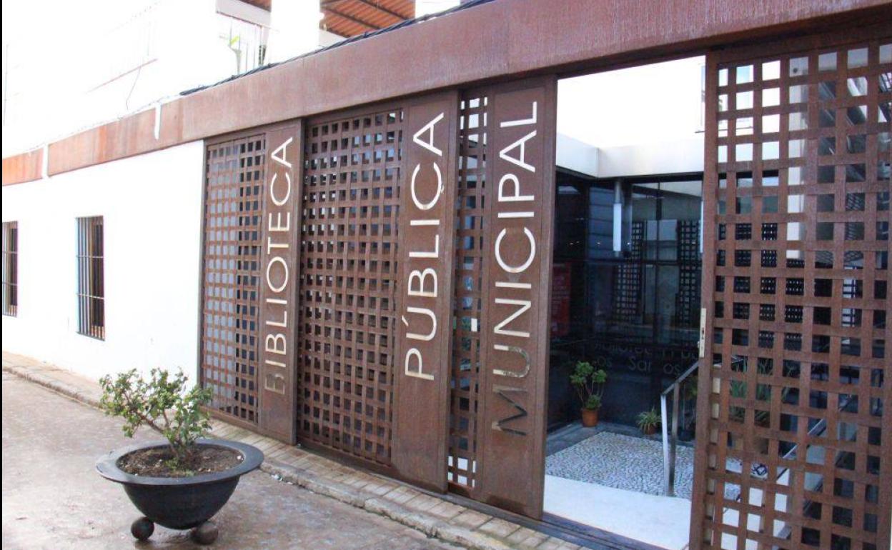 Biblioteca de Los Santos 
