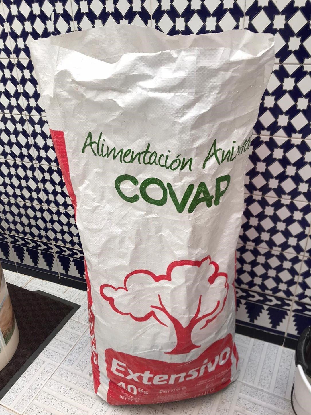 Covap colabora con MiCan con sus sacos para llenarlos de tapones