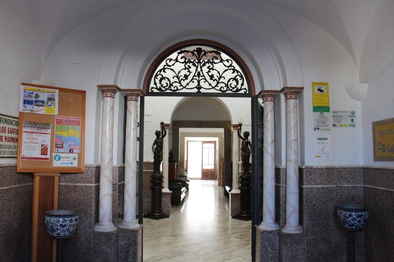Entrada a la Casa de la Cultura 