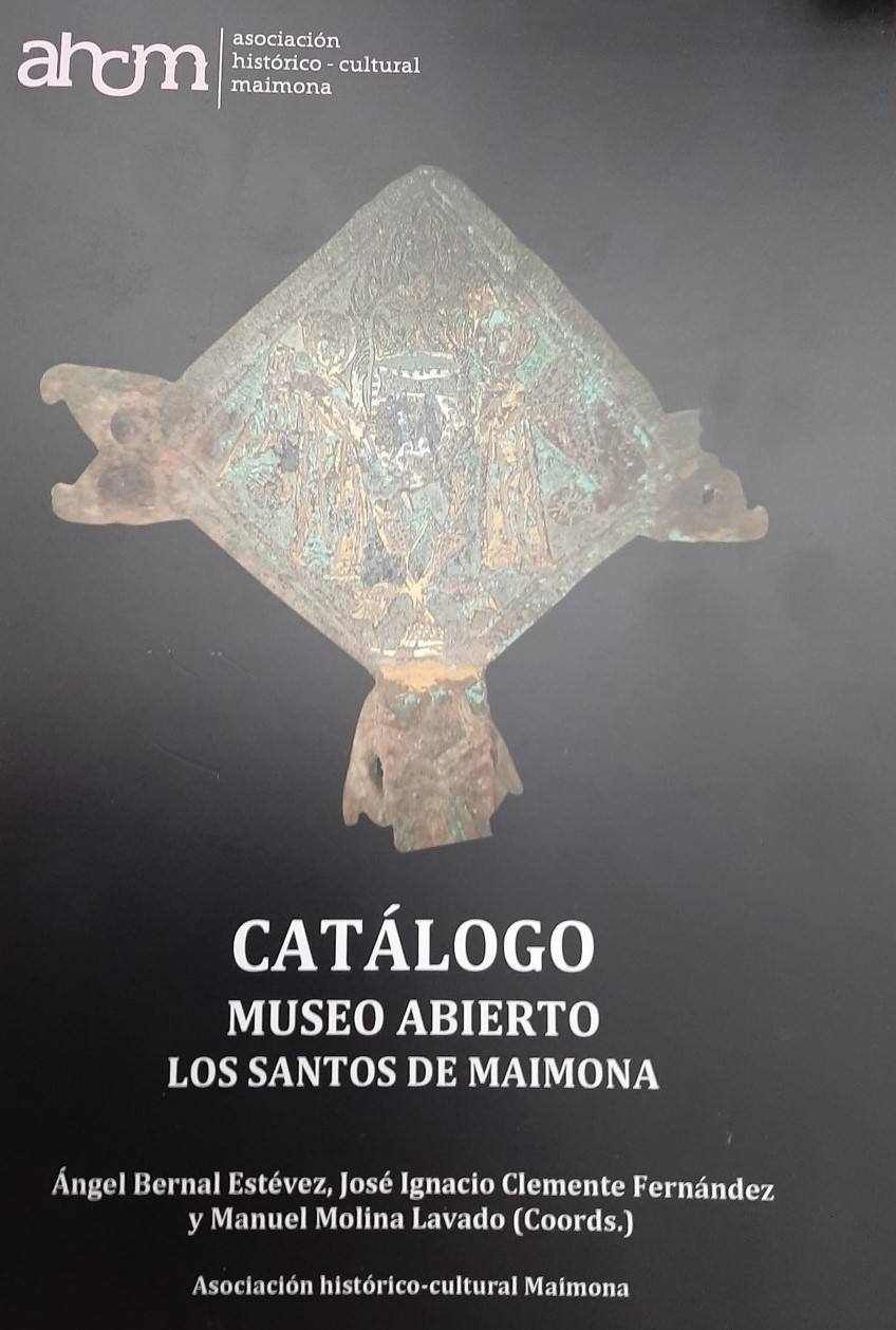 Portada del libro editado por la Diputación de Badajoz 