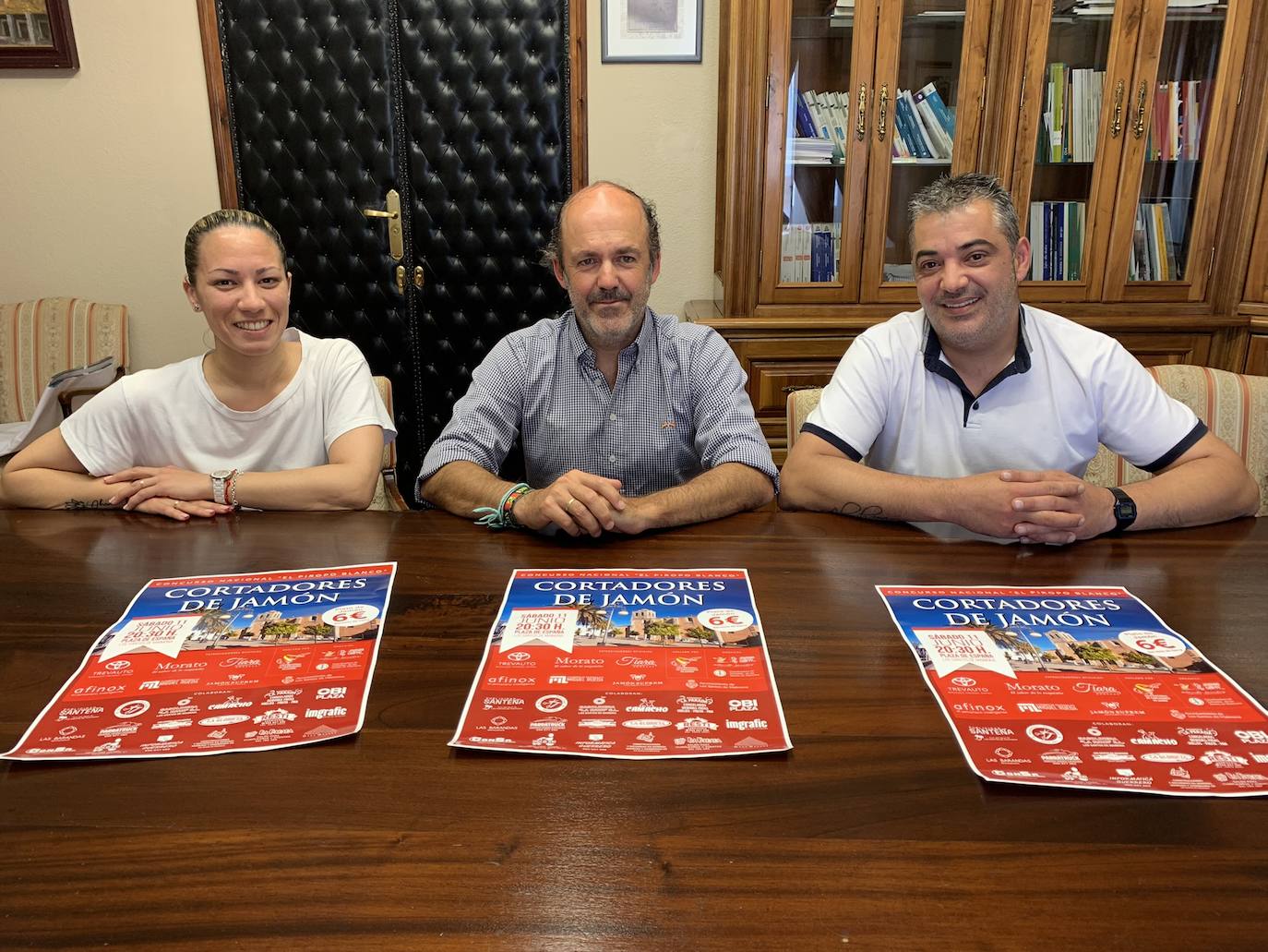 Acto de presentación del Concurso Nacional de Cortadores Jamón 'El Piropo Blanco' 