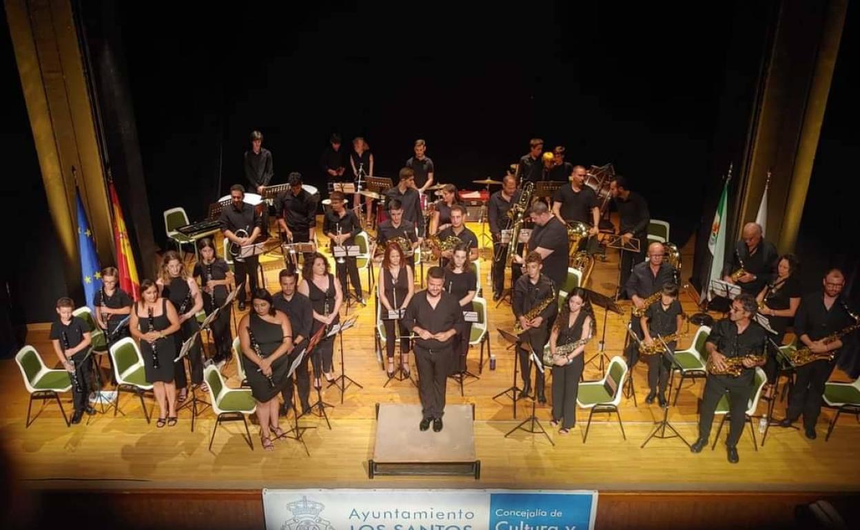 La nueva Banda de Música de Los Santos 