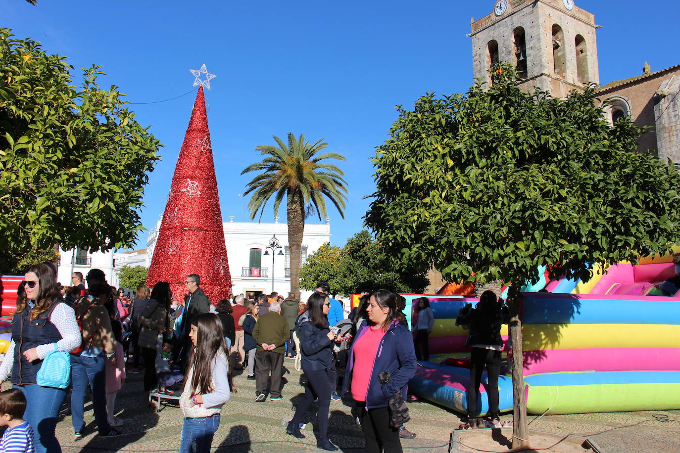 Las campanadas de mediodía en otras ediciones 