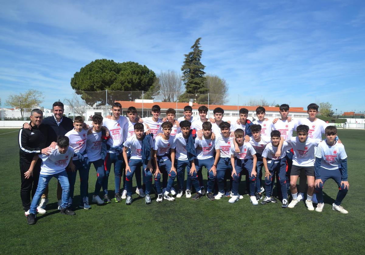 Equipo de cadetes campeones de liga