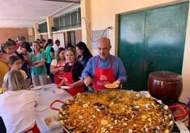 Gran paella en el Romero Muñoz por el Día del Centro