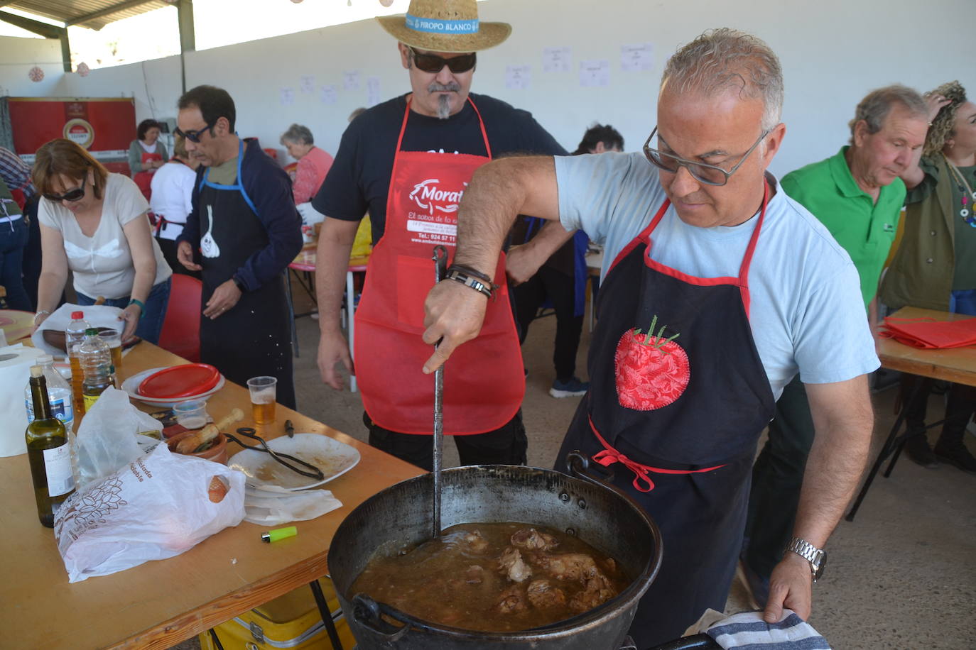 Dando vueltas a una caldereta