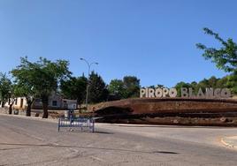 Entrada al pueblo por la Glorieta