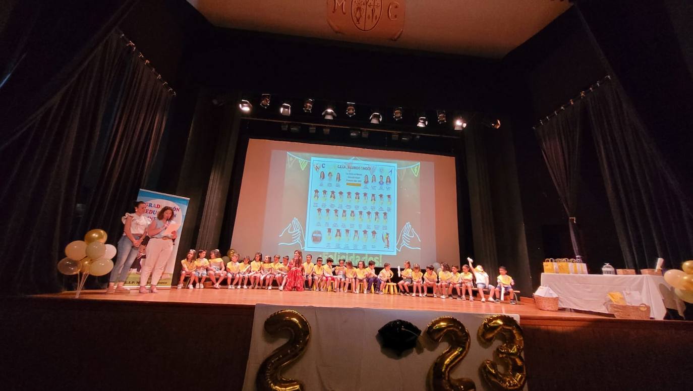 Graduación de alumnos del Mauricio Tinoco
