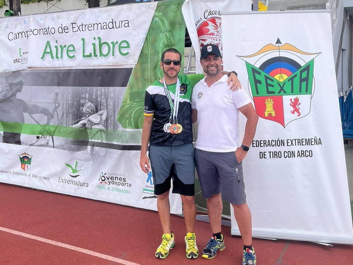 El arquero con sus medallas