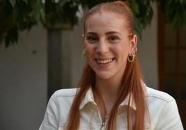 Elena Hernández tiene 18 años