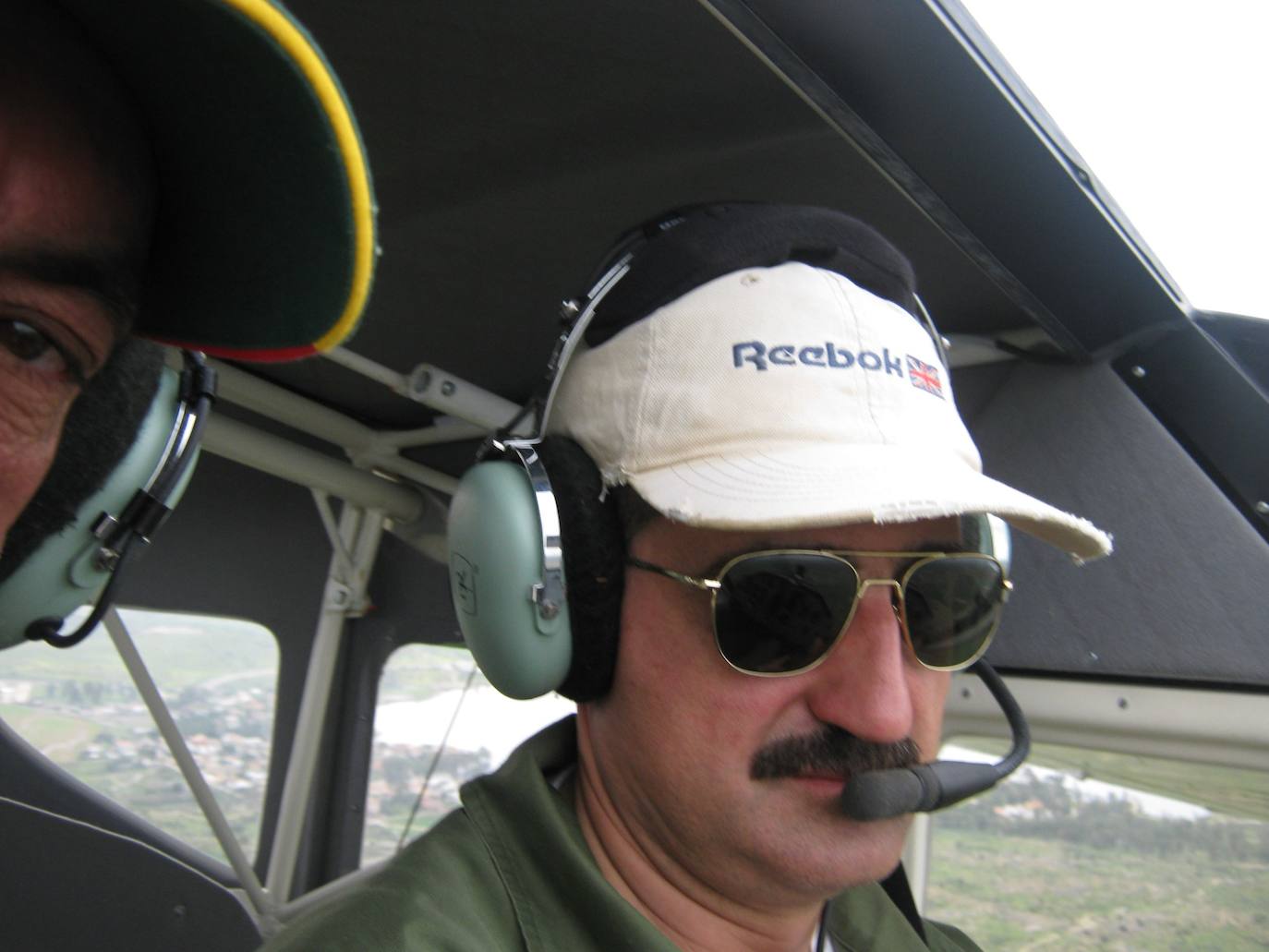 Alejandro en pleno vuelo