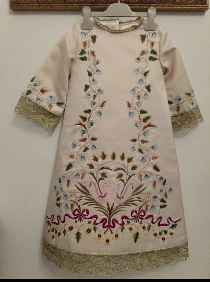 La Virgen de la Estrella estrena vestido hecho por bordadoras de Villafranca