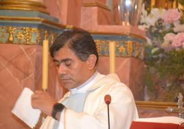 El sacerdote peruano Pablo Soto