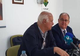 El presidente de la Entidad Ferial, Juan Carlos Fernández, y el comisario de Ferias, Santiago Malpica