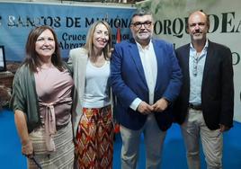 El alcalde recibió en el stand de Los Santos a maría Guardiola