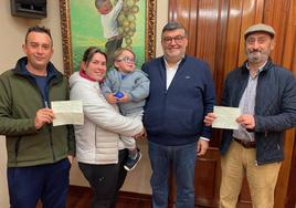 Entrega de lo recaudado a los representantes