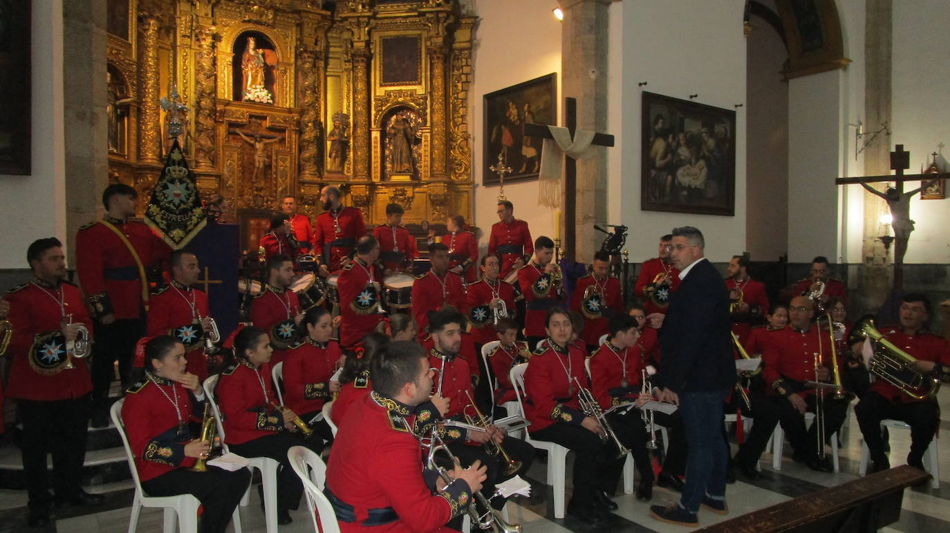 Banda de Cornetas y Tambores Ntra. Sra. de la Estrella 