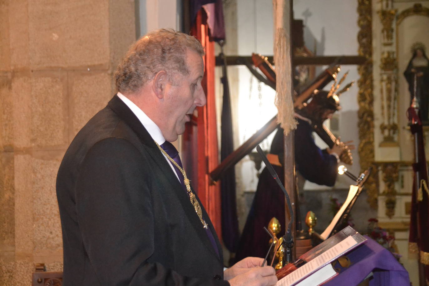 Ángel Momntaño en la presenciaón del Pregonero 