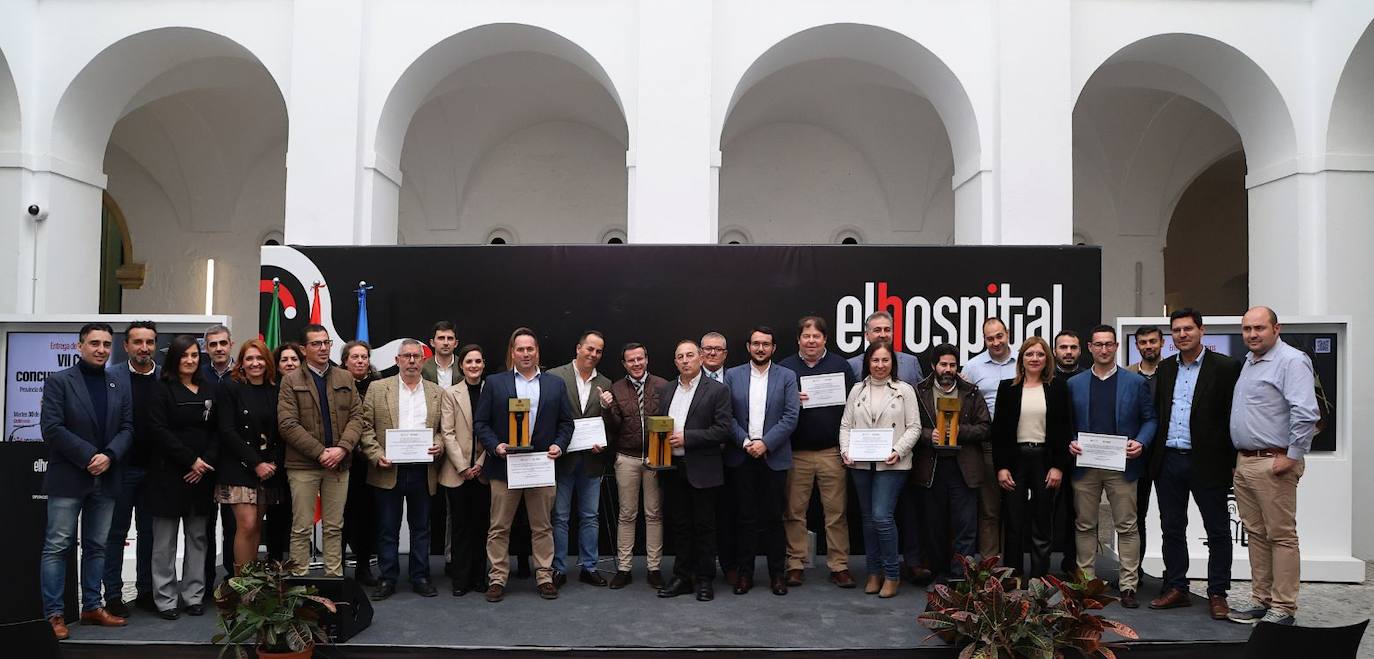 Foto de familia con todos los premiados