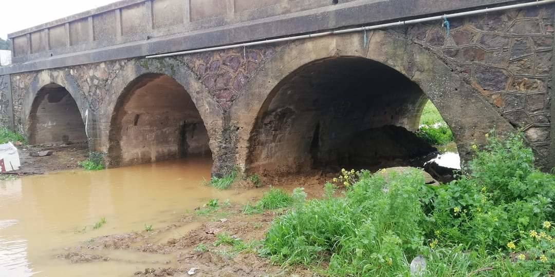 Puente de los tres ojos