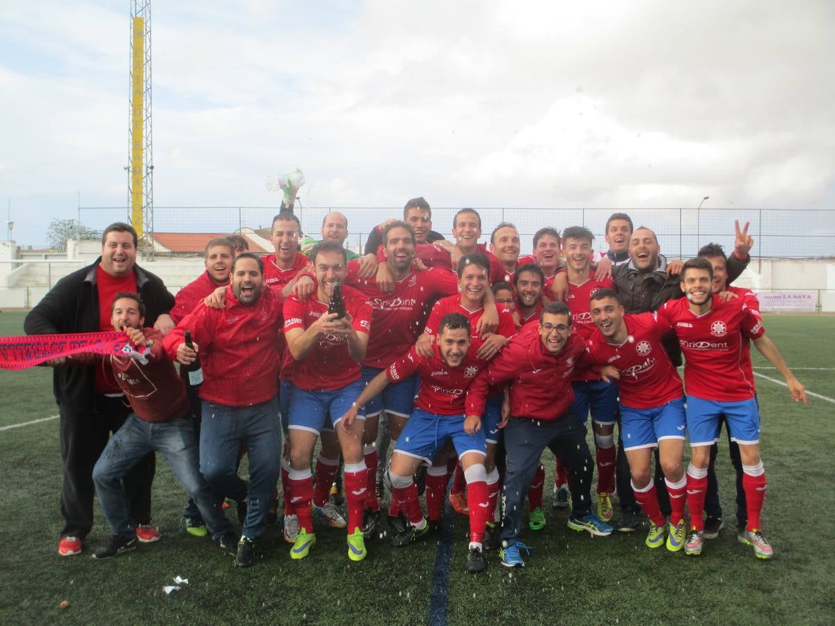Jugadores y cuertpo técnico de la Estrella.