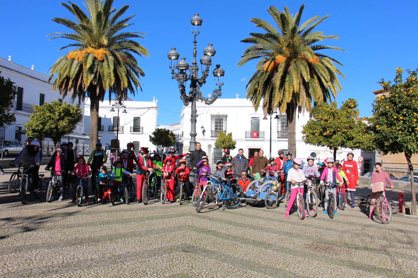 Ciclistas solidarios