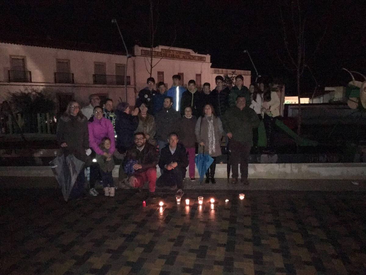 Miembros asistentes a la hora cdel planeta 