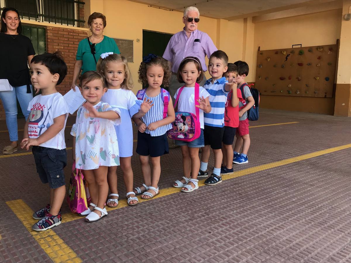 Entrada de alumnos de infantil A. Magro