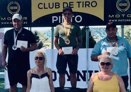 Manuel Nevado durante la recogida del premio.