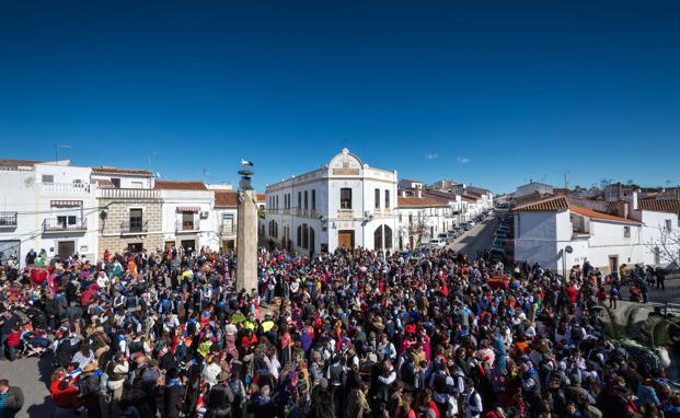 Malpartida de Cáceres se prepara para recibir a más de 10.000 personas en la Pedida de la Patatera con más de 2.500 kilos de embutido